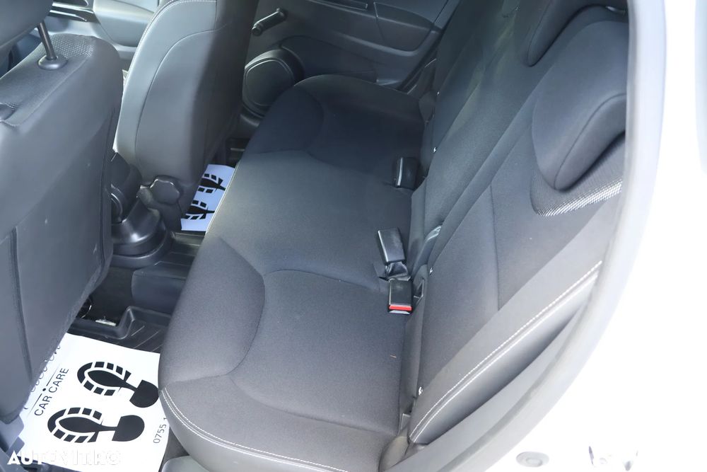 Renault Clio 1.2 16V 75 Dynamique - 14