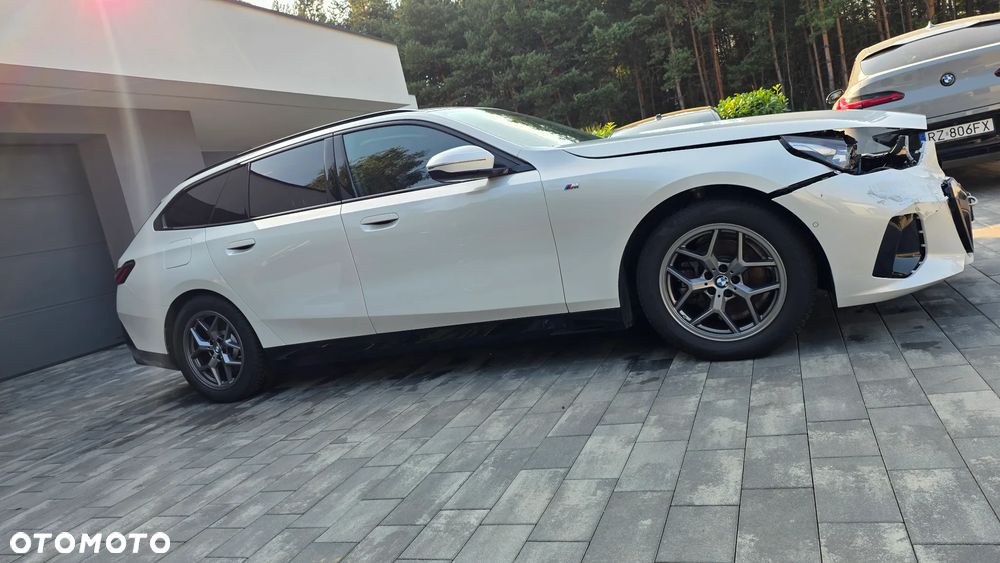 BMW Seria 5 520i mHEV M Sport - 13