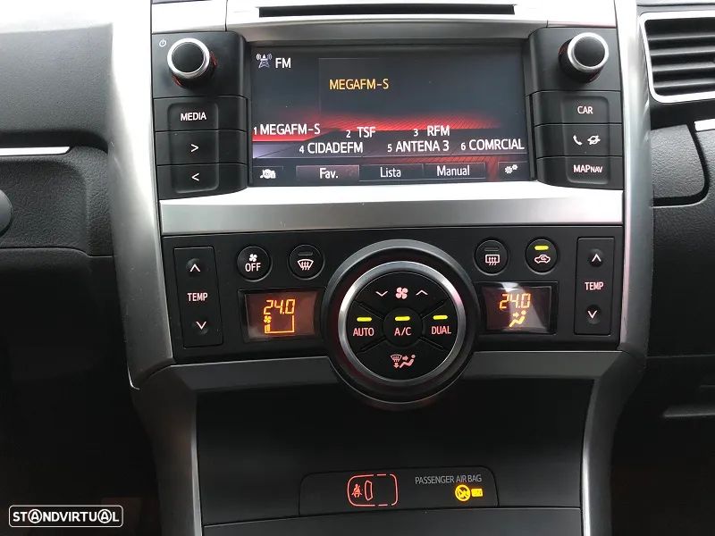 Toyota Corolla Verso - 16