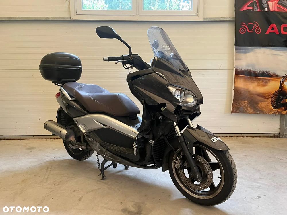 Yamaha X-max - 3