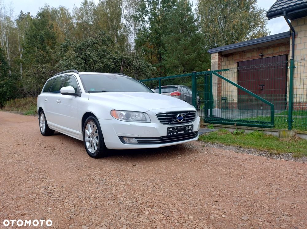Volvo V70 D4 Momentum - 14