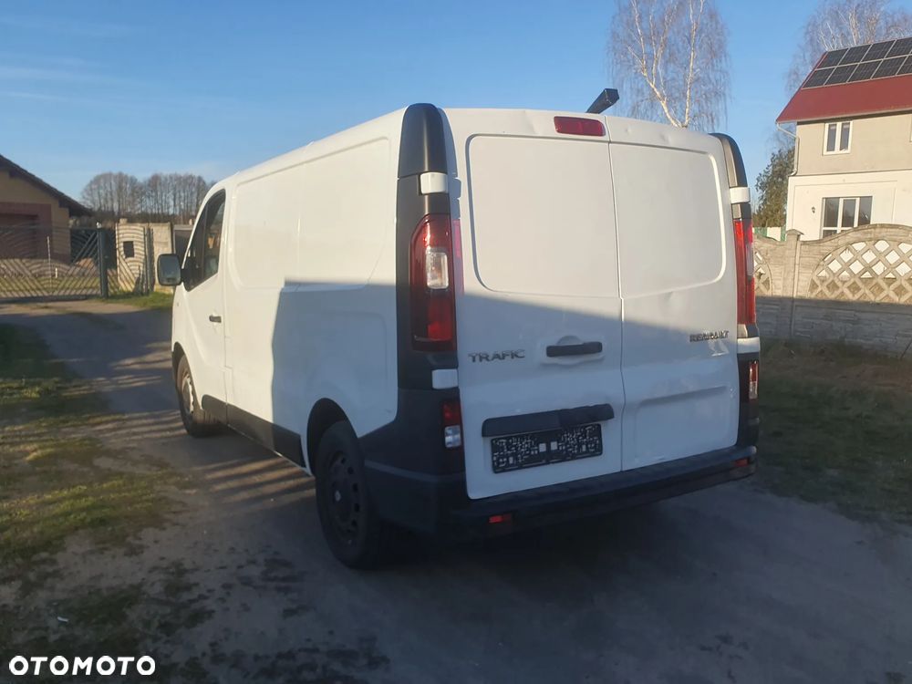 Renault Trafic - 2