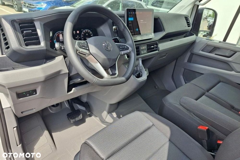 Volkswagen Crafter TDI L4H3 AT8 2.0 140KM - 13