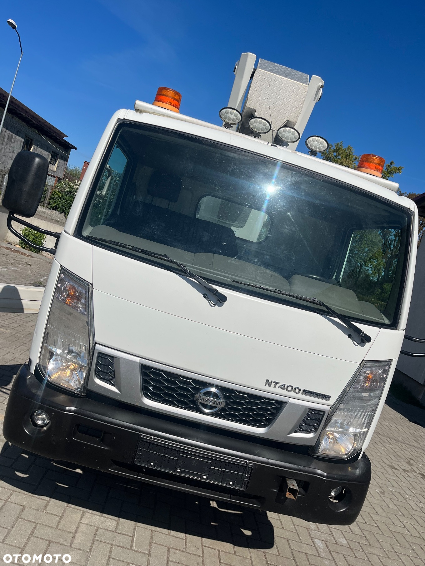 Nissan Podnośnik Koszowy Zwyżka Palfinger 210Bk 21 Metrów 16 w bok ! PILOT NA KABLU!! UDT !! Kosz 1000V Izolowany Jak Wumag Ruthmann Gsr - 29