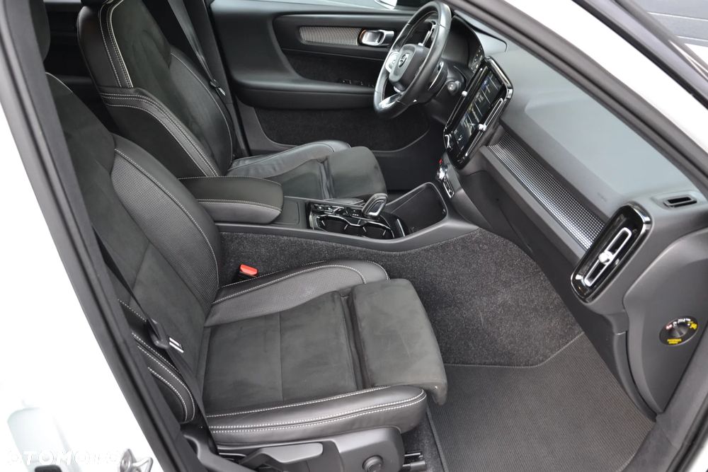 Volvo XC 40 D3 AWD R-Design - 7
