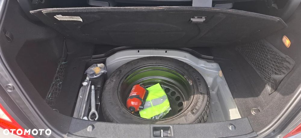 Mercedes-Benz Klasa C - 2