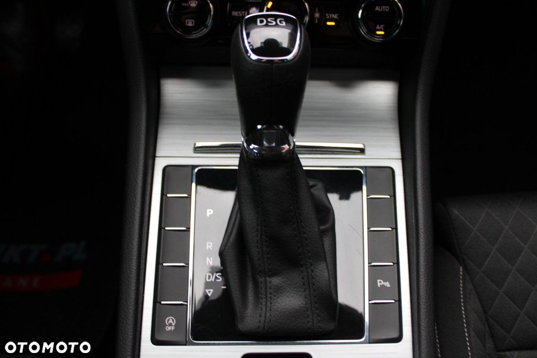Skoda Superb - 35