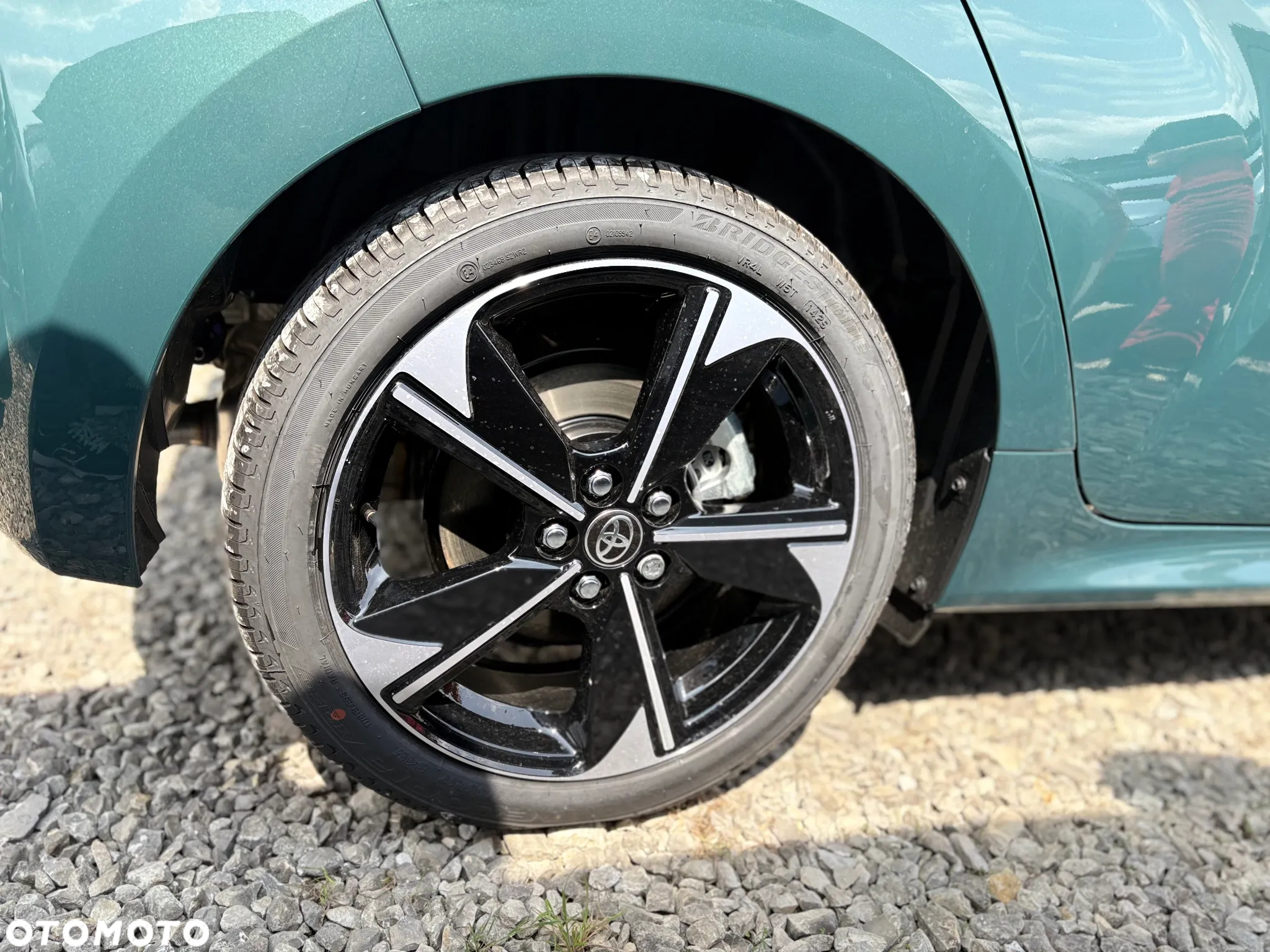 Toyota Yaris Hybrid 1.5 Executive - 17