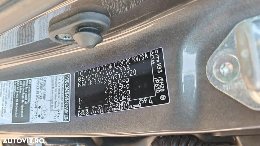 Toyota C-HR - 31