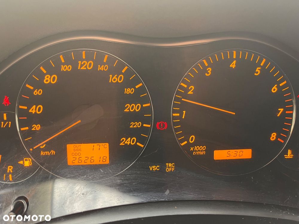 Toyota Avensis 1.8 VVT-i Sol - 10
