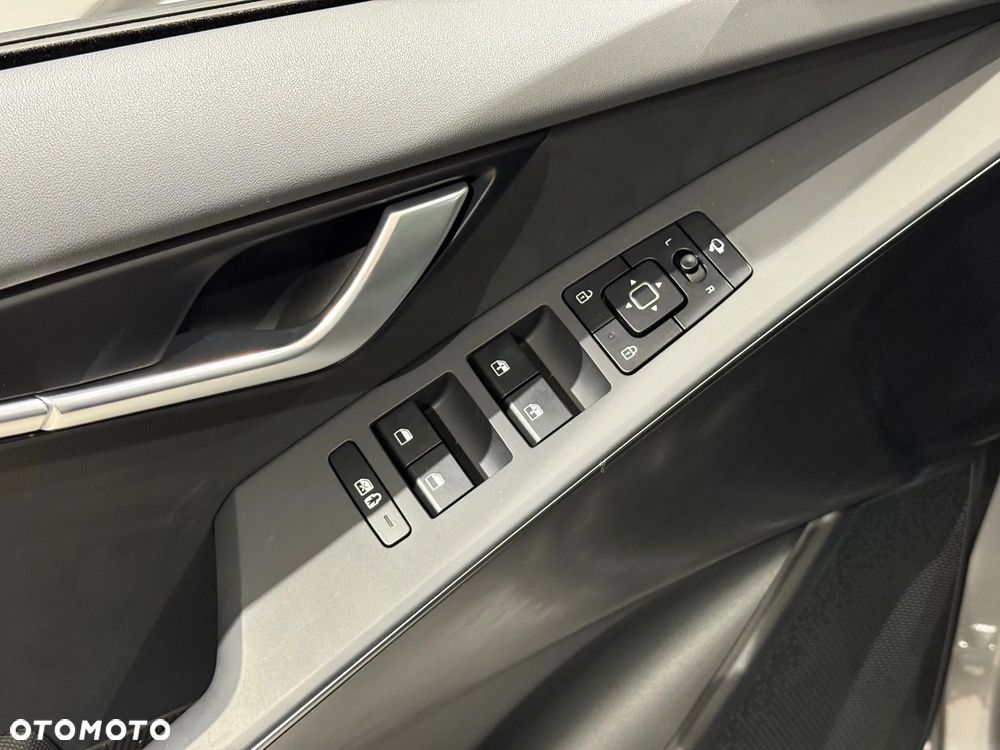 Kia Niro 1.6 GDI Hybrid L - 10