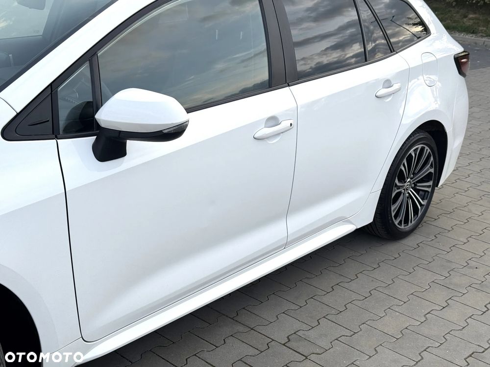 Toyota Corolla 1.8 Hybrid Comfort - 19