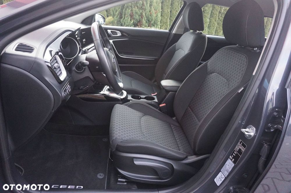 Kia Ceed 1.5 T-GDI DCT7 OPF Spirit - 14
