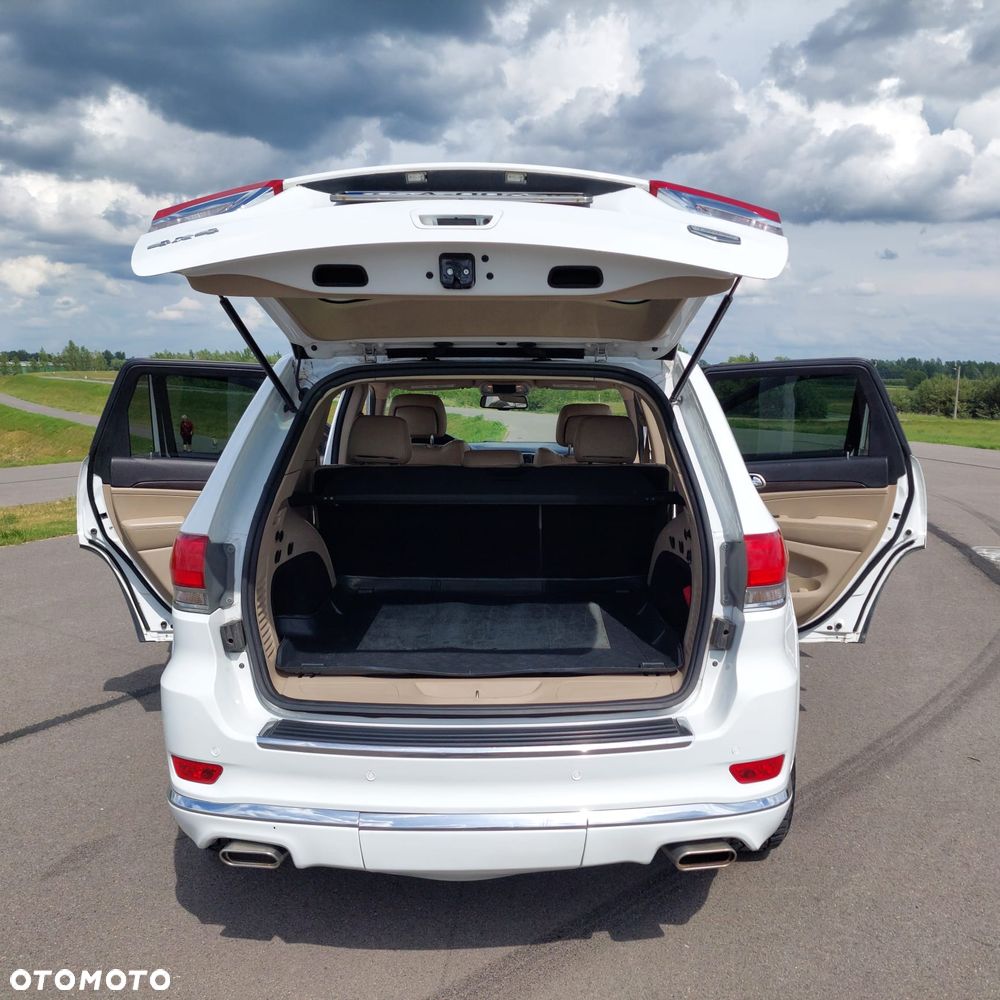 Jeep Grand Cherokee - 8