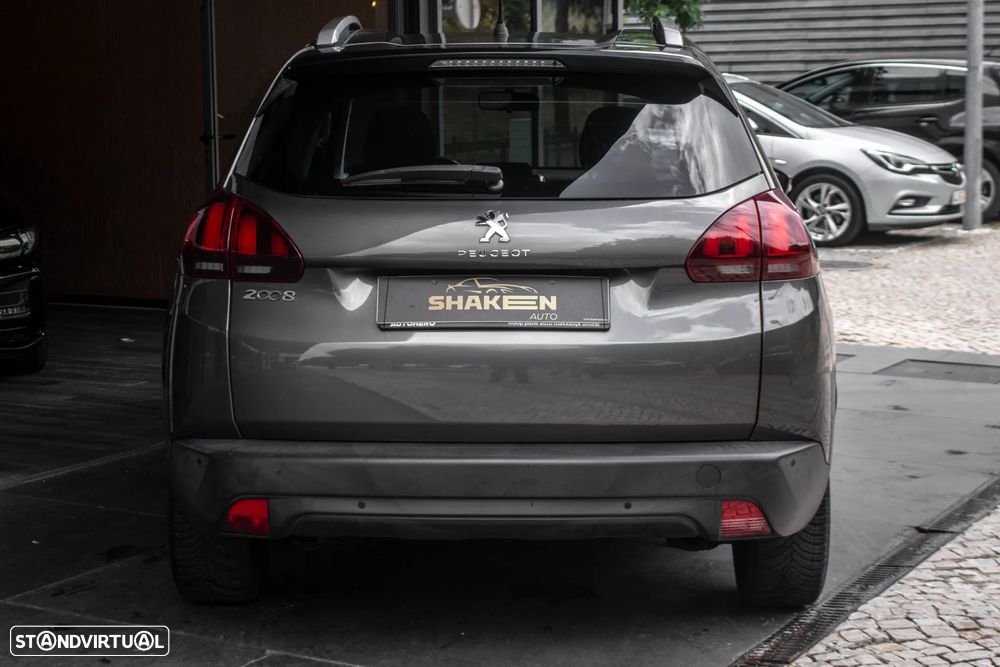 Peugeot 2008 1.2 PureTech Active - 10