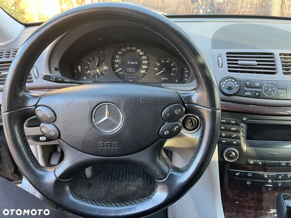 Mercedes-Benz Klasa E - 7