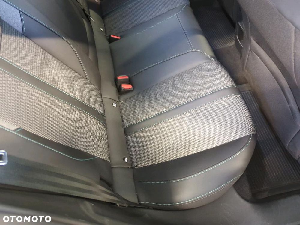 Peugeot 308 1.5 BlueHDi Allure Pack S&S EAT8 - 20