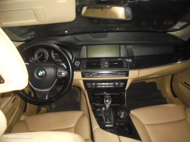 Carro MOT: N47D20C CVEL: GA8HP45Z CXVEL: 109020210034 BMW F10 2011 520D  184CV 4P PRETO DIESEL - 5