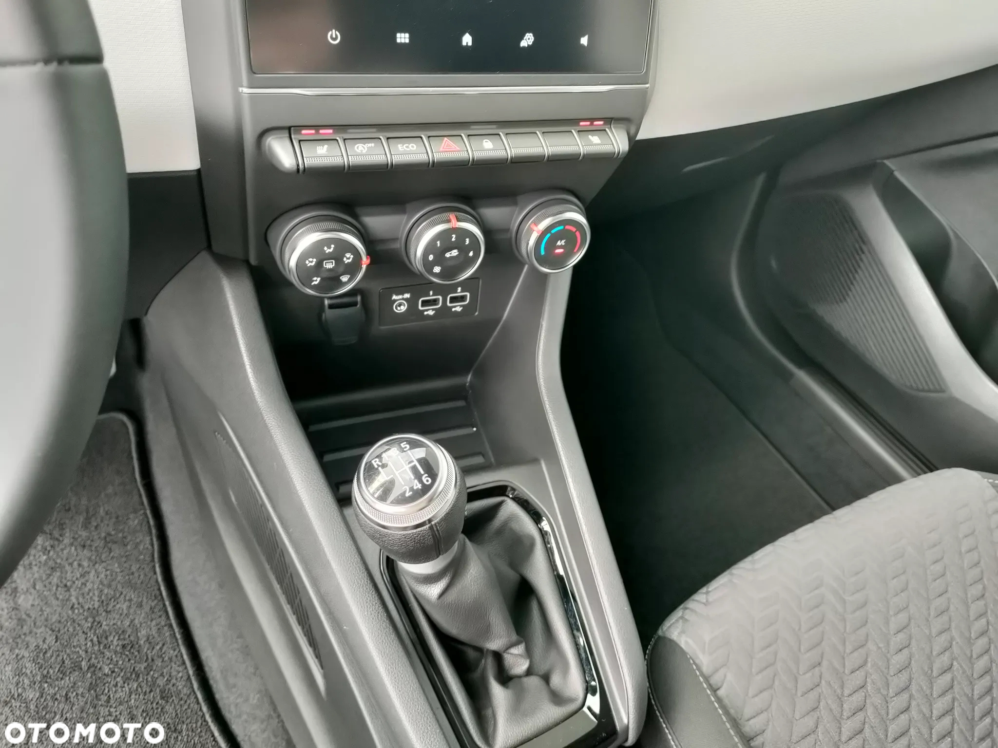 Renault Clio TCe 90 EQUILIBRE - 22