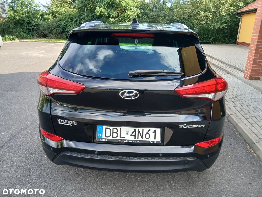 Hyundai Tucson 1.7 CRDI BlueDrive Style 2WD - 7