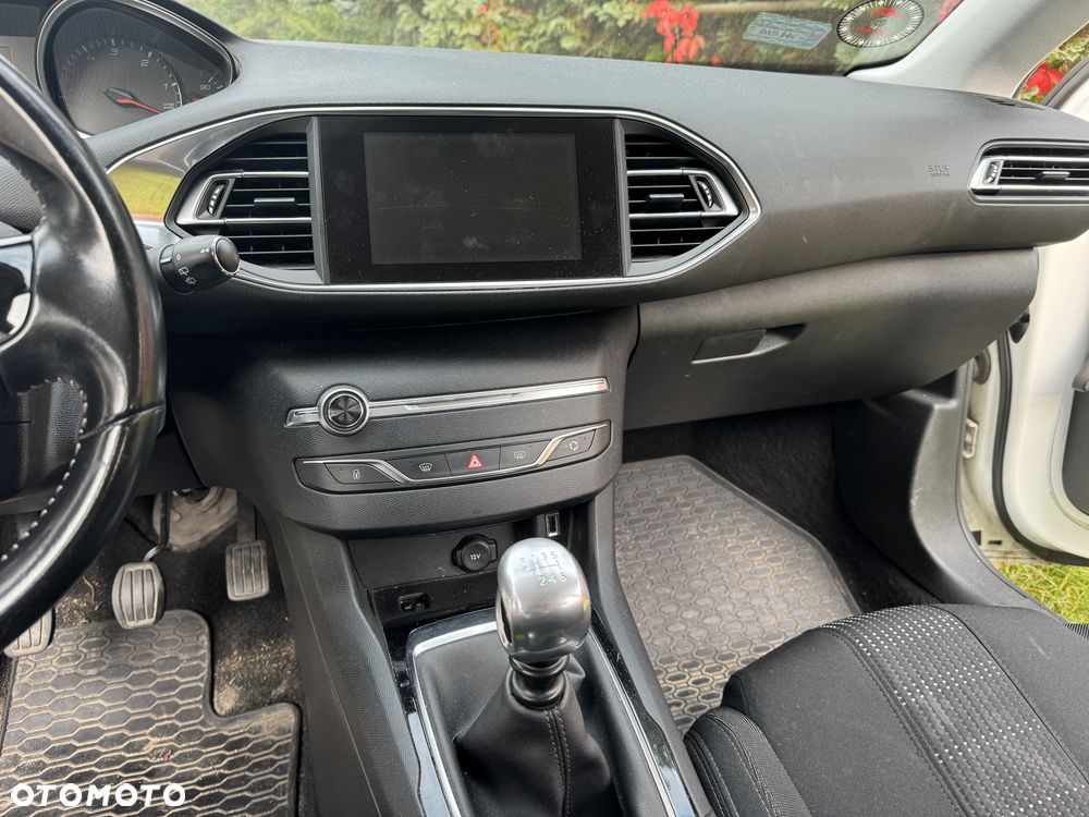 Peugeot 308 - 3
