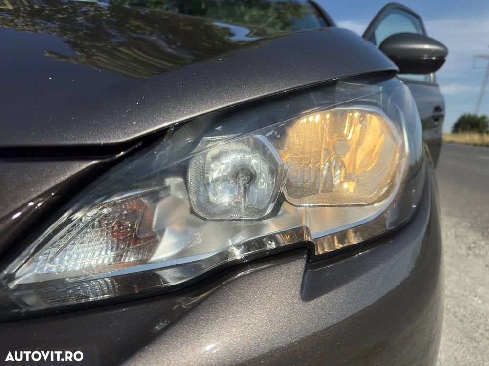 Peugeot 308 1.6 THP Access - 26