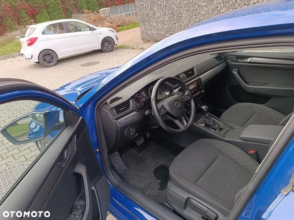 Skoda Superb 1.5 TSI ACT Active DSG - 7