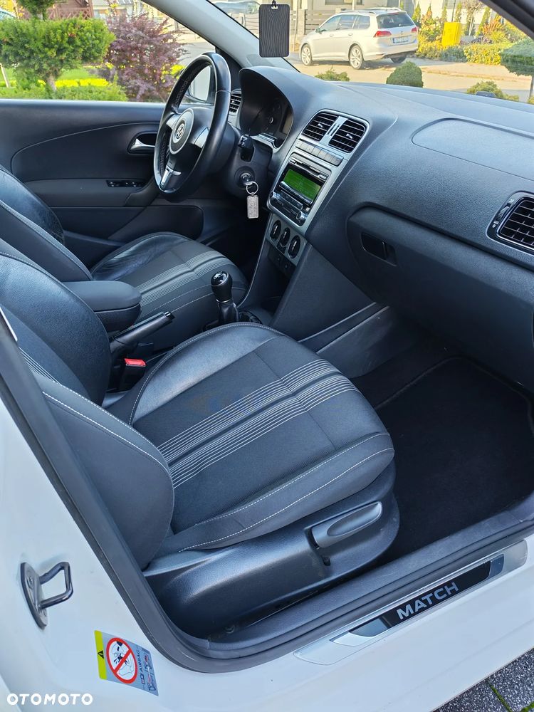 Volkswagen Polo - 12