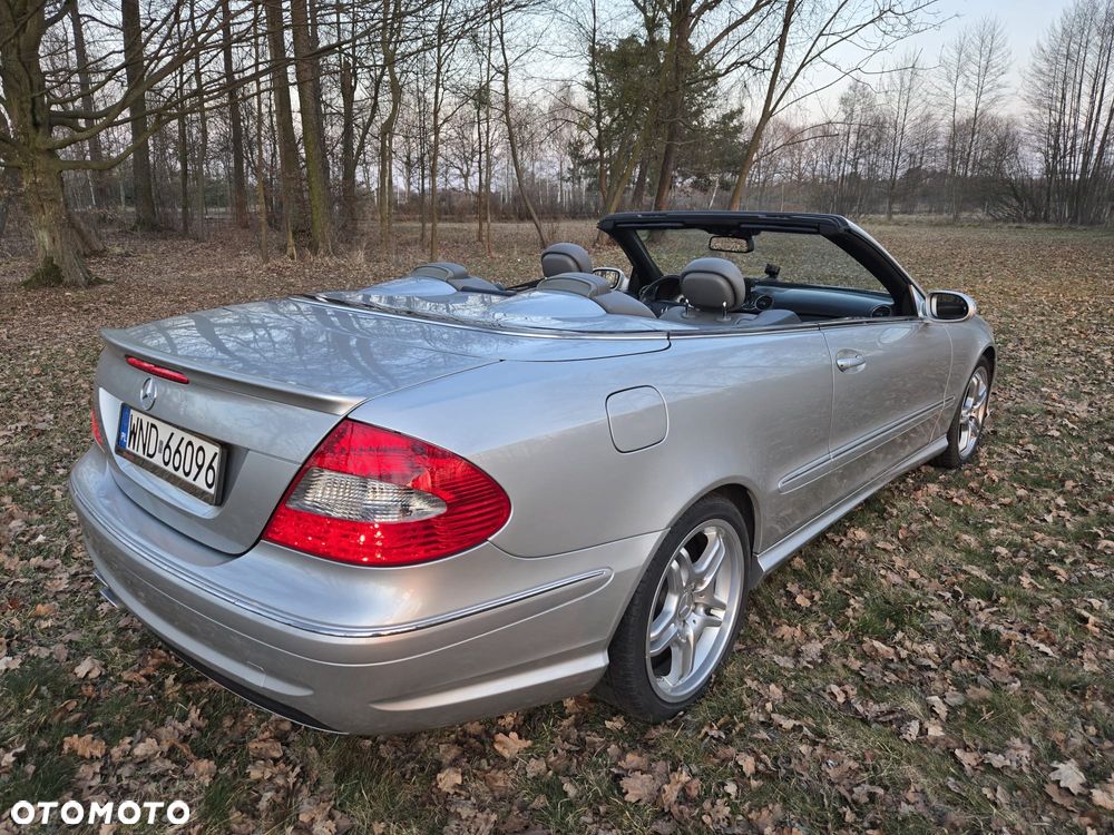Mercedes-Benz CLK - 12