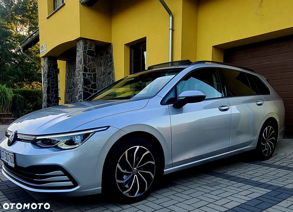 Volkswagen Golf - 6