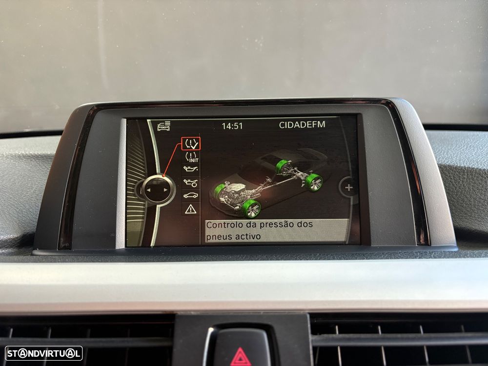 BMW 318 d Aut. Sport Line - 49