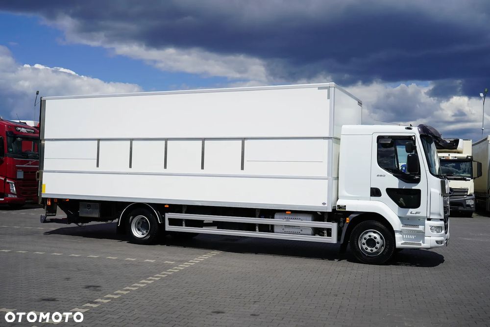 DAF / LF / 260 / EURO 6 / ACC / IZOTERMA + WINDA / 18 PALET / ŁAD. 7 700 KG - 4