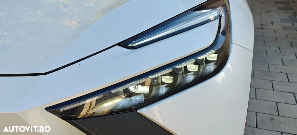 Toyota C-HR 1.8 HEV 140 CP 4x2 CVT Dynamic - 17