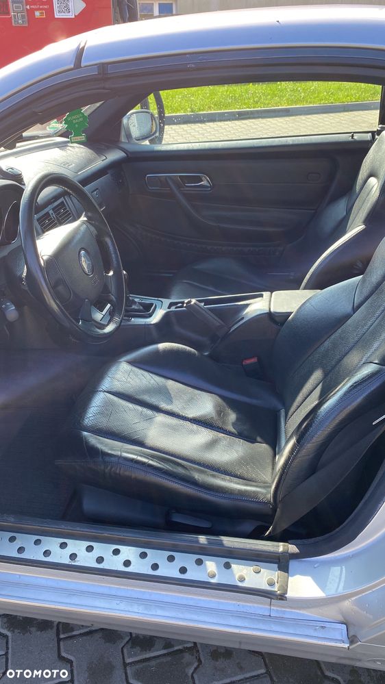 Mercedes-Benz SLK 200 - 4