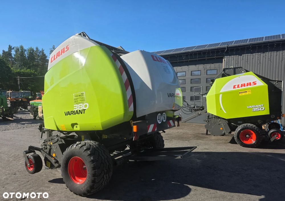 Claas Variant 380 - 3