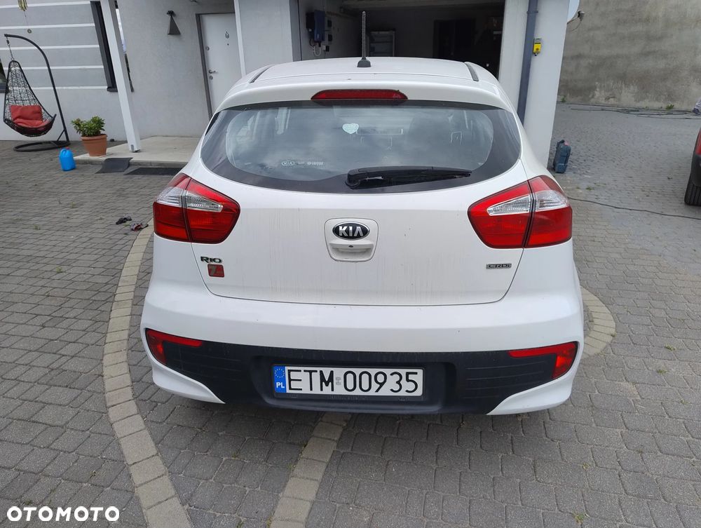 Kia Rio - 2