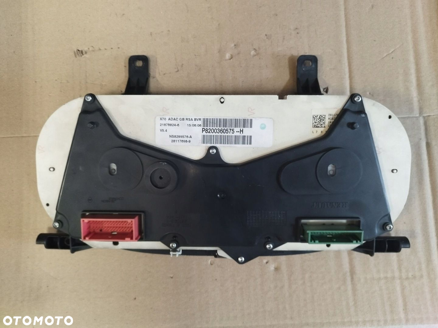LICZNIK ZEGARY MASTER MOVANO 2.5 DCI 8200360575-H - 2