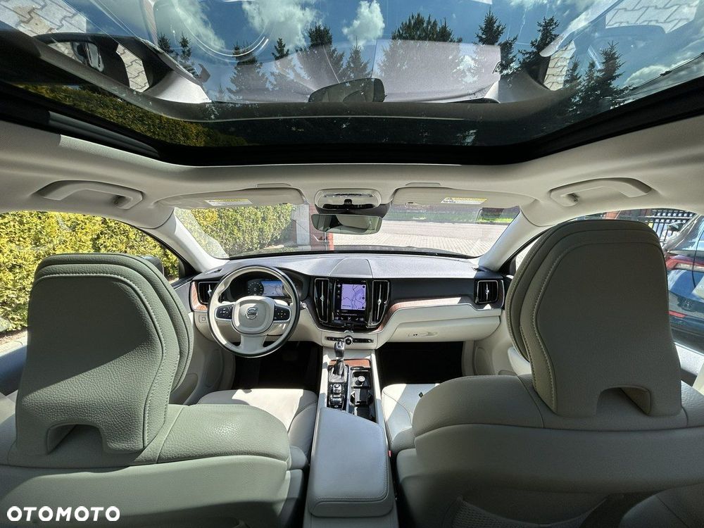 Volvo XC 60 T5 Momentum - 9