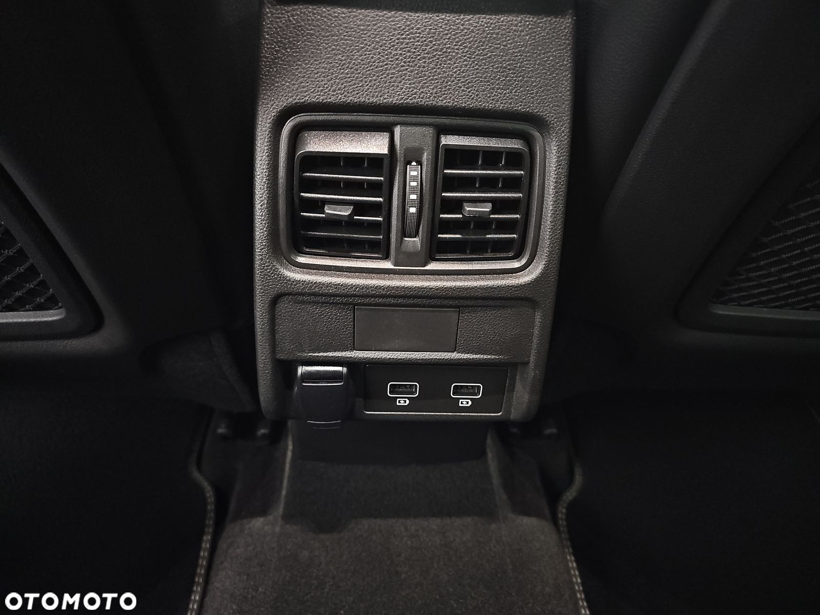 Renault Arkana 1.3 TCe mHEV R.S Line EDC - 29