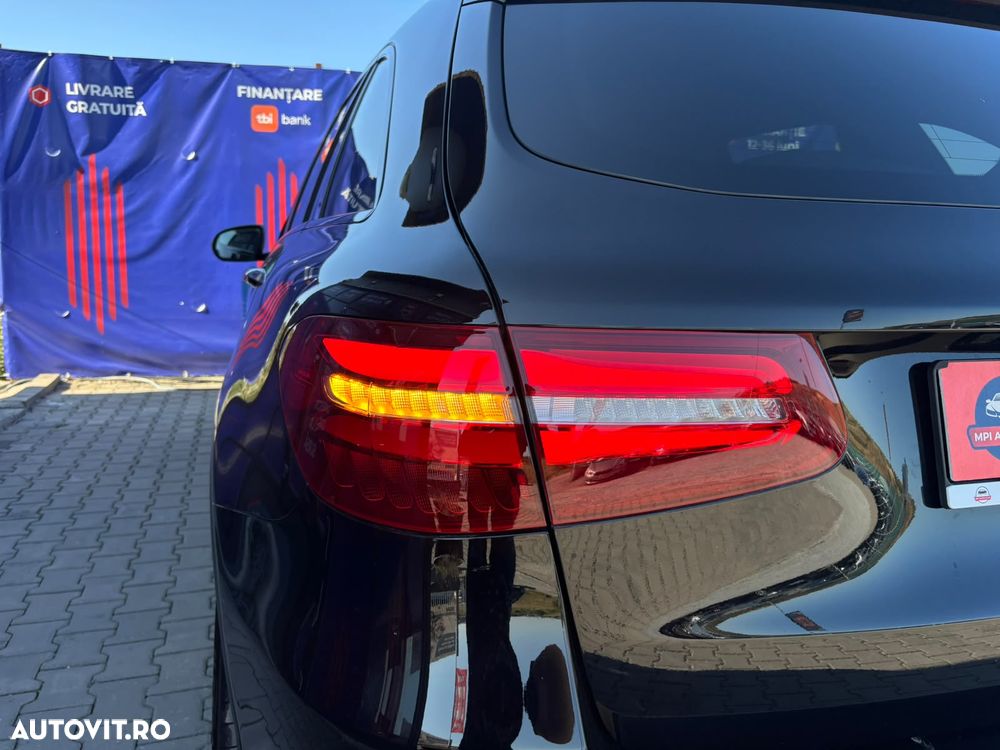 Mercedes-Benz GLC 220 d 4MATIC 9G-TRONIC AMG Line - 39