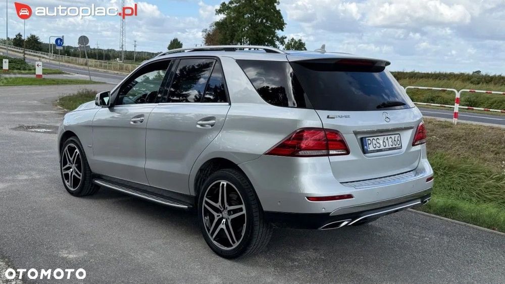 Mercedes-Benz GLE 2016