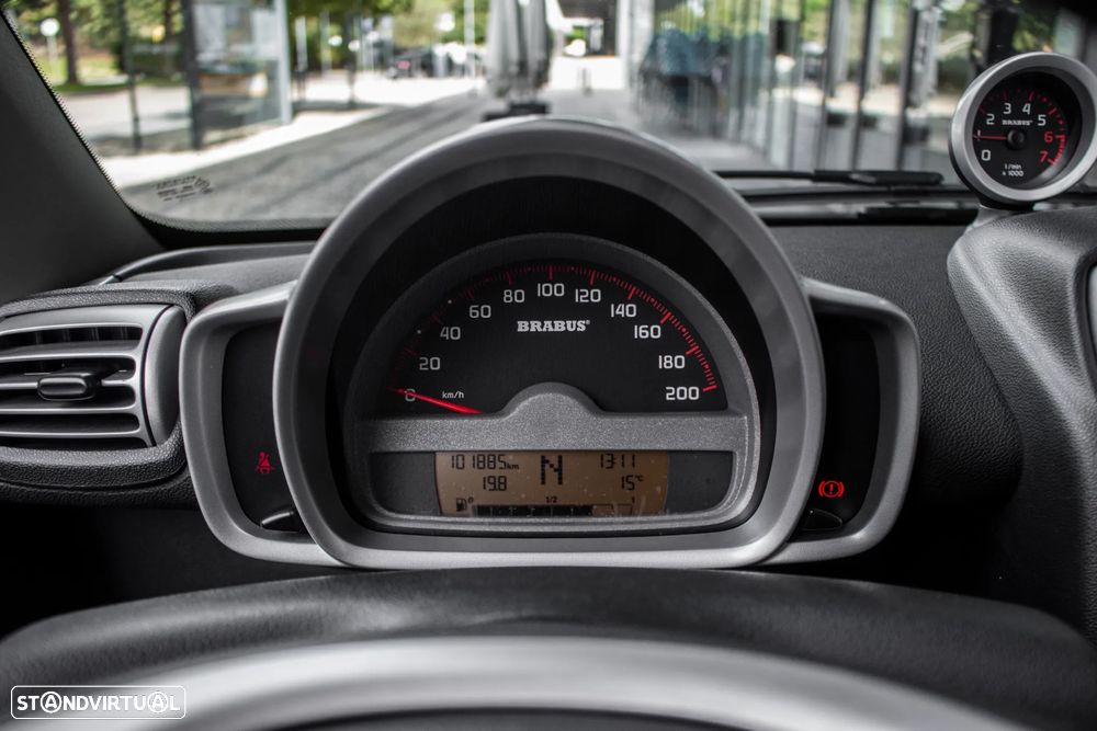 Smart ForTwo Coupé 1.0 T Brabus - 15