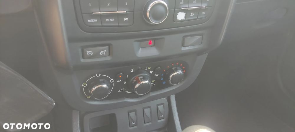 Dacia Duster SCe 115 4x2 Essentiel - 16