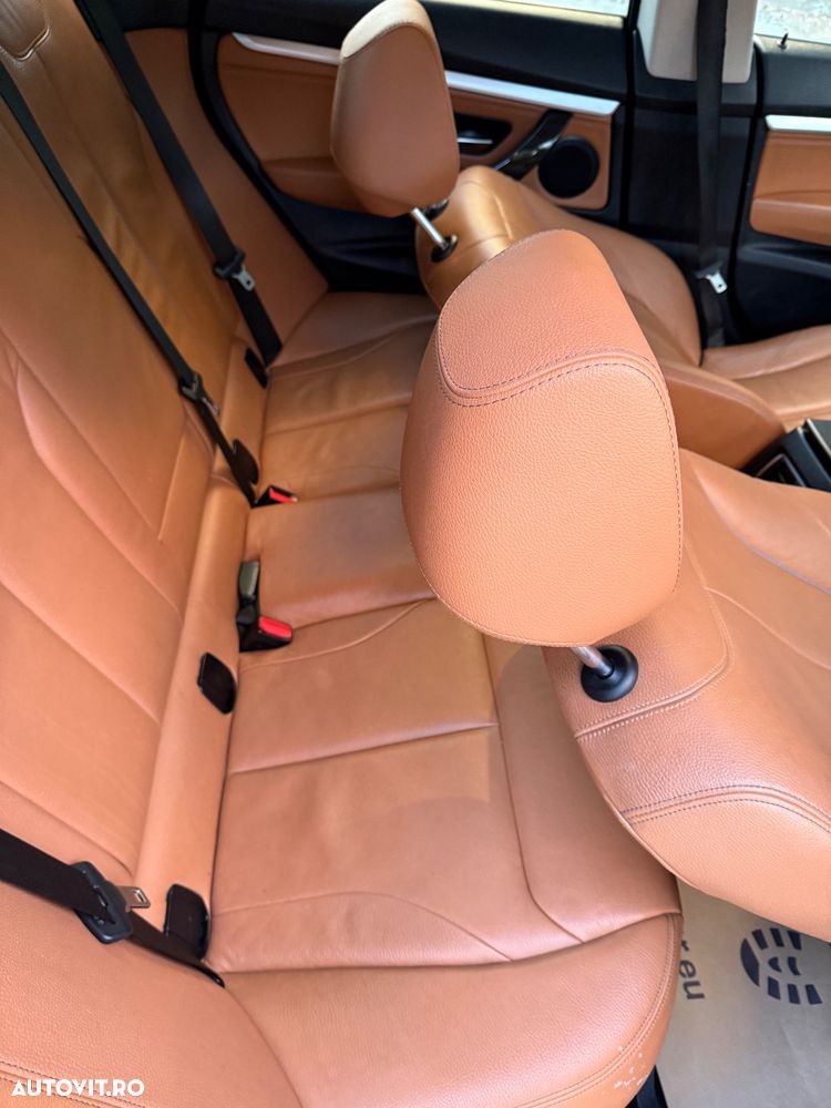 BMW Seria 3 320d GT xDrive AT - 16