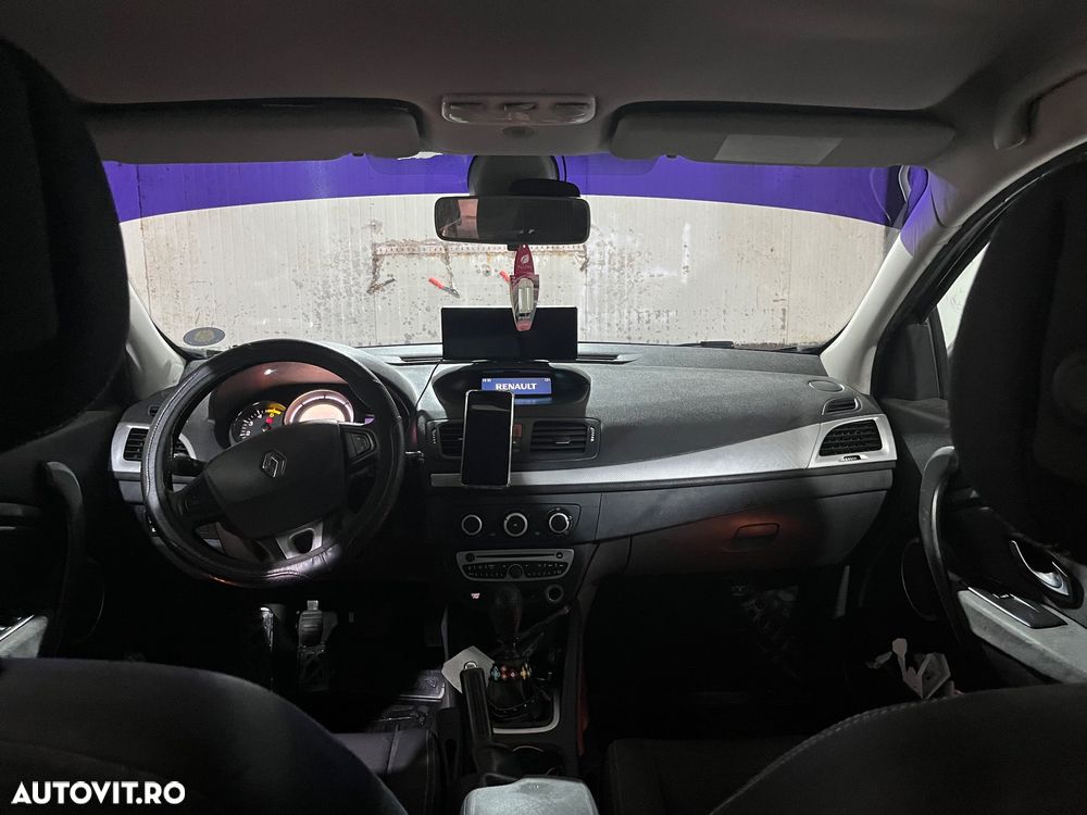 Renault Megane - 11