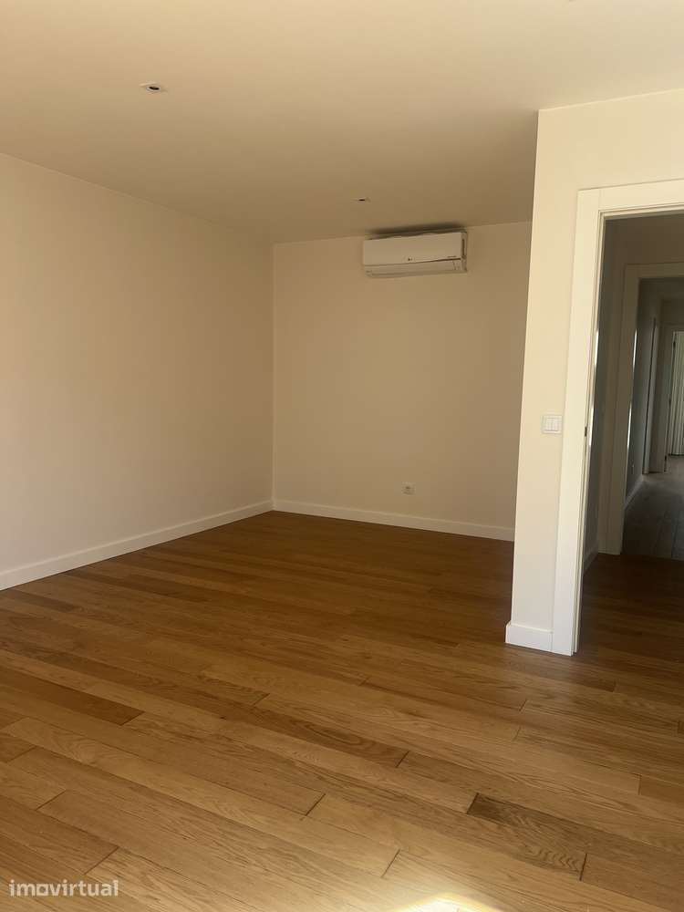Apartamento T2 - Padrão da Légua - Grande imagem: 2/11