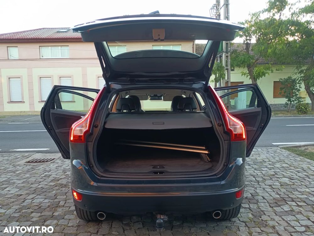 Volvo XC 60 - 8