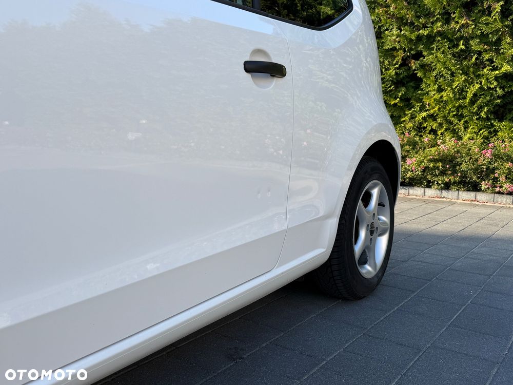 Volkswagen up! - 10