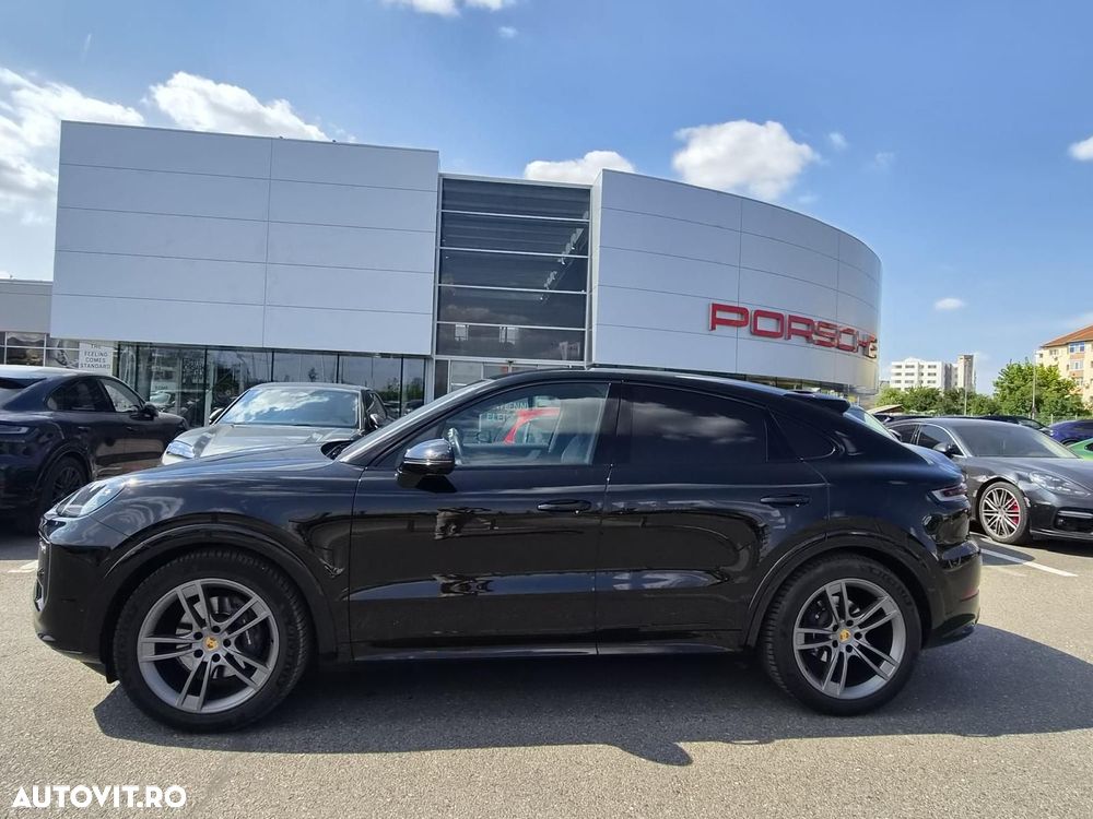 Porsche Cayenne Coupe Black Edition - 4