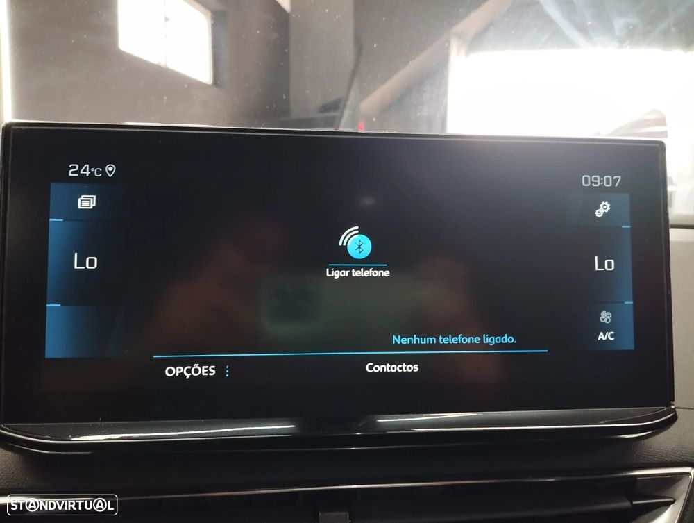 Peugeot 5008 1.2 PureTech Allure EAT8 - 33